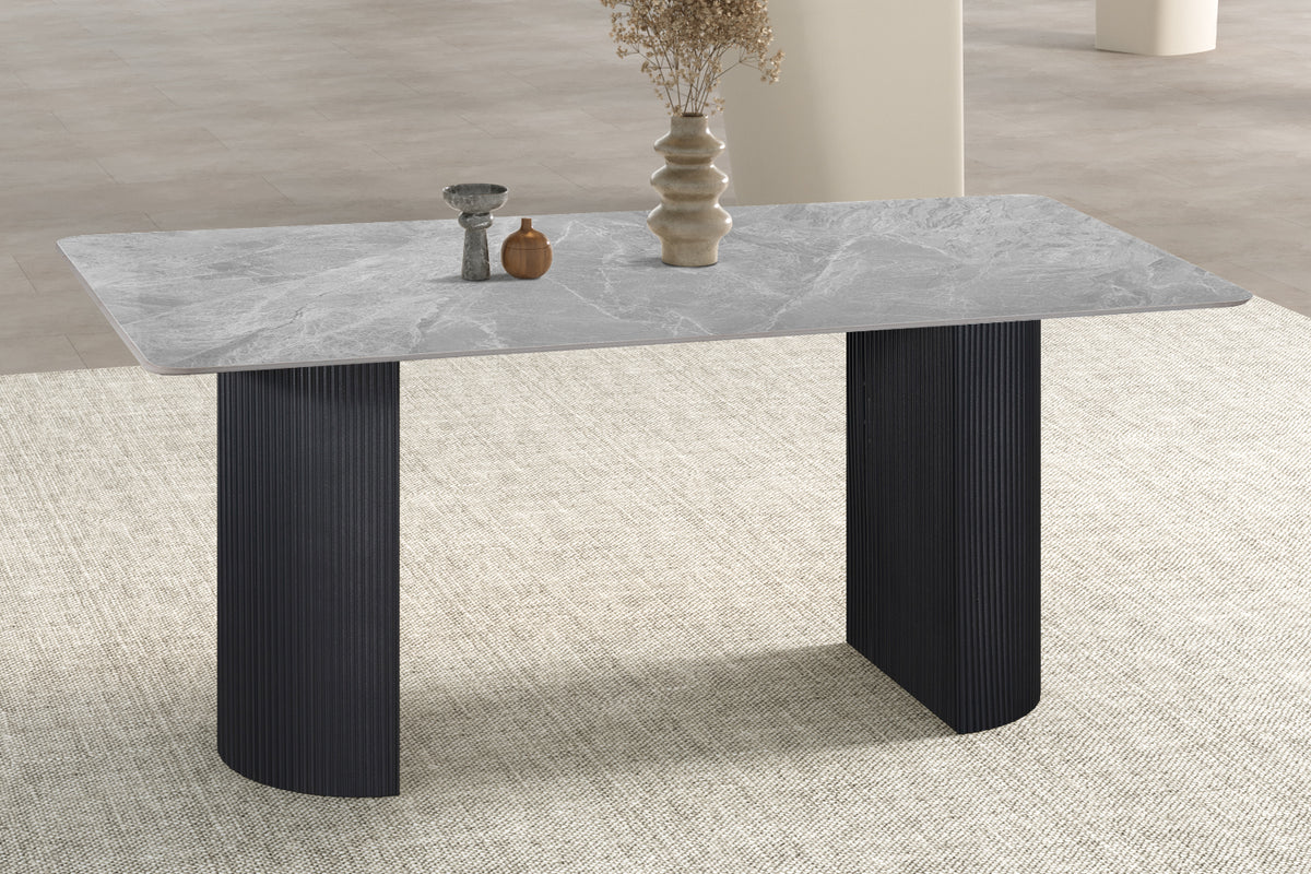 LOUSA – Table à manger pierre brillante, pied métal noir – 180 cm