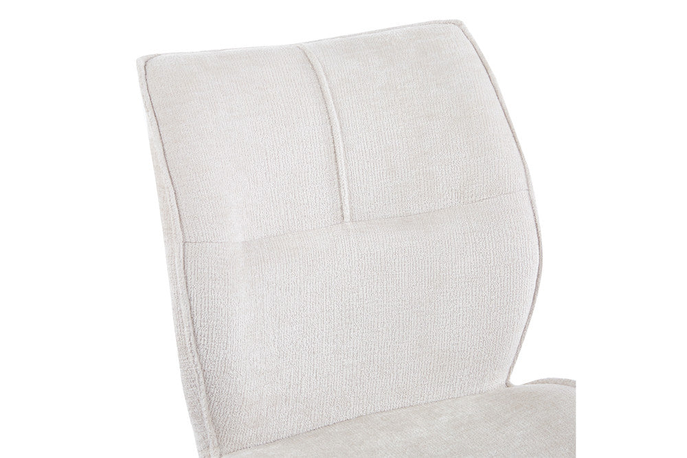 CHAISE FAYE