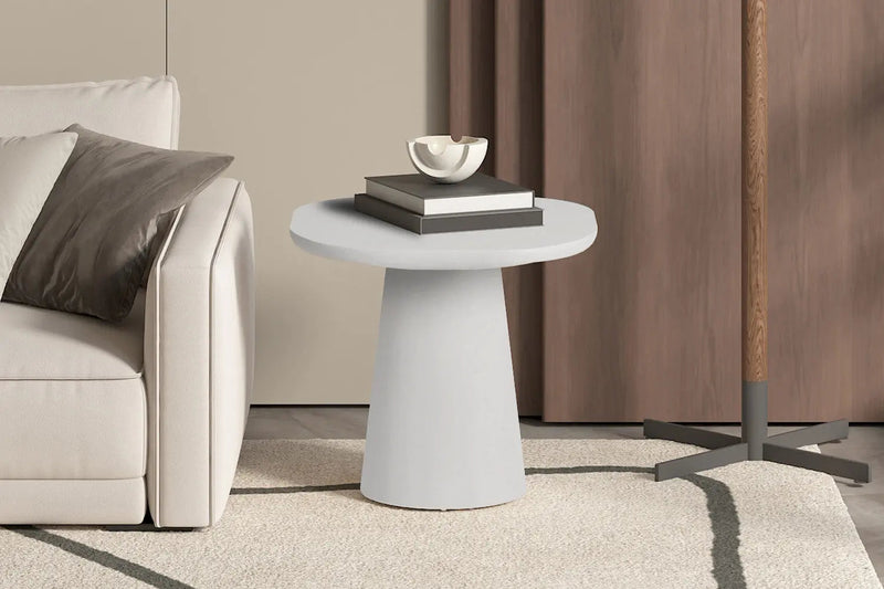 TAVIRA – Petite table basse ovale en microciment écru – 55 cm